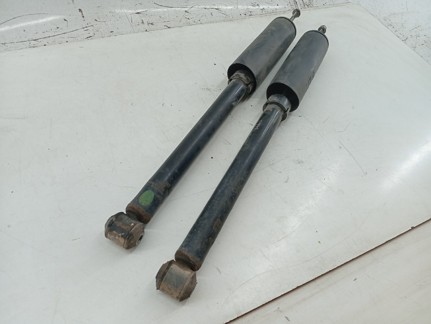 Amortecedores traseiros LANCIA DELTA III (844_) | 08 - 14 Imagem-4