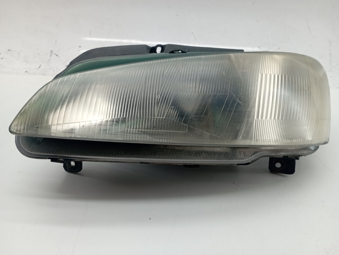 Ótica Esquerda PEUGEOT 106 I (1A, 1C) | 91 - 96