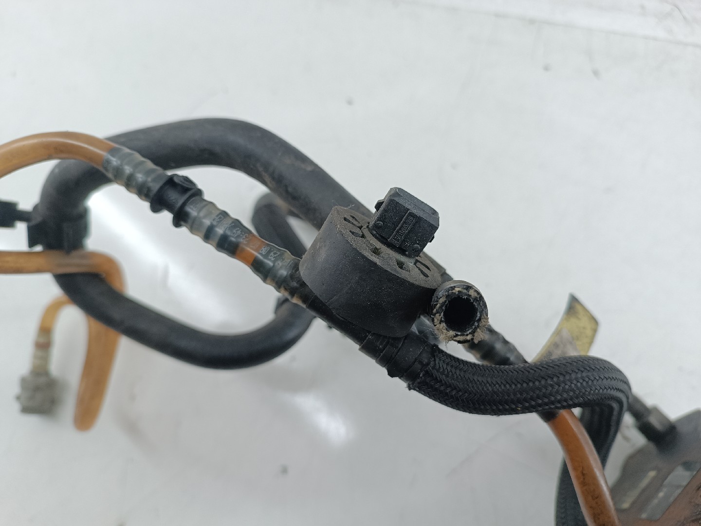 Bomba de injecção BMW 6 (E63) | 03 - 10 Imagem-1