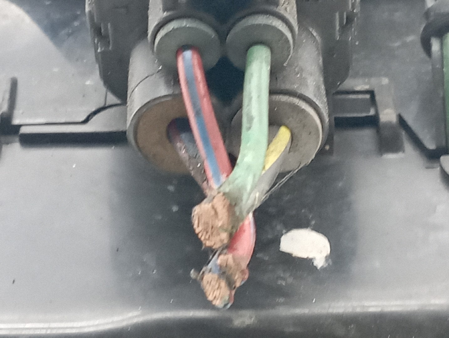 Caixa de Fusíveis MAZDA 2 (DY) | 03 - 07 Imagem-3