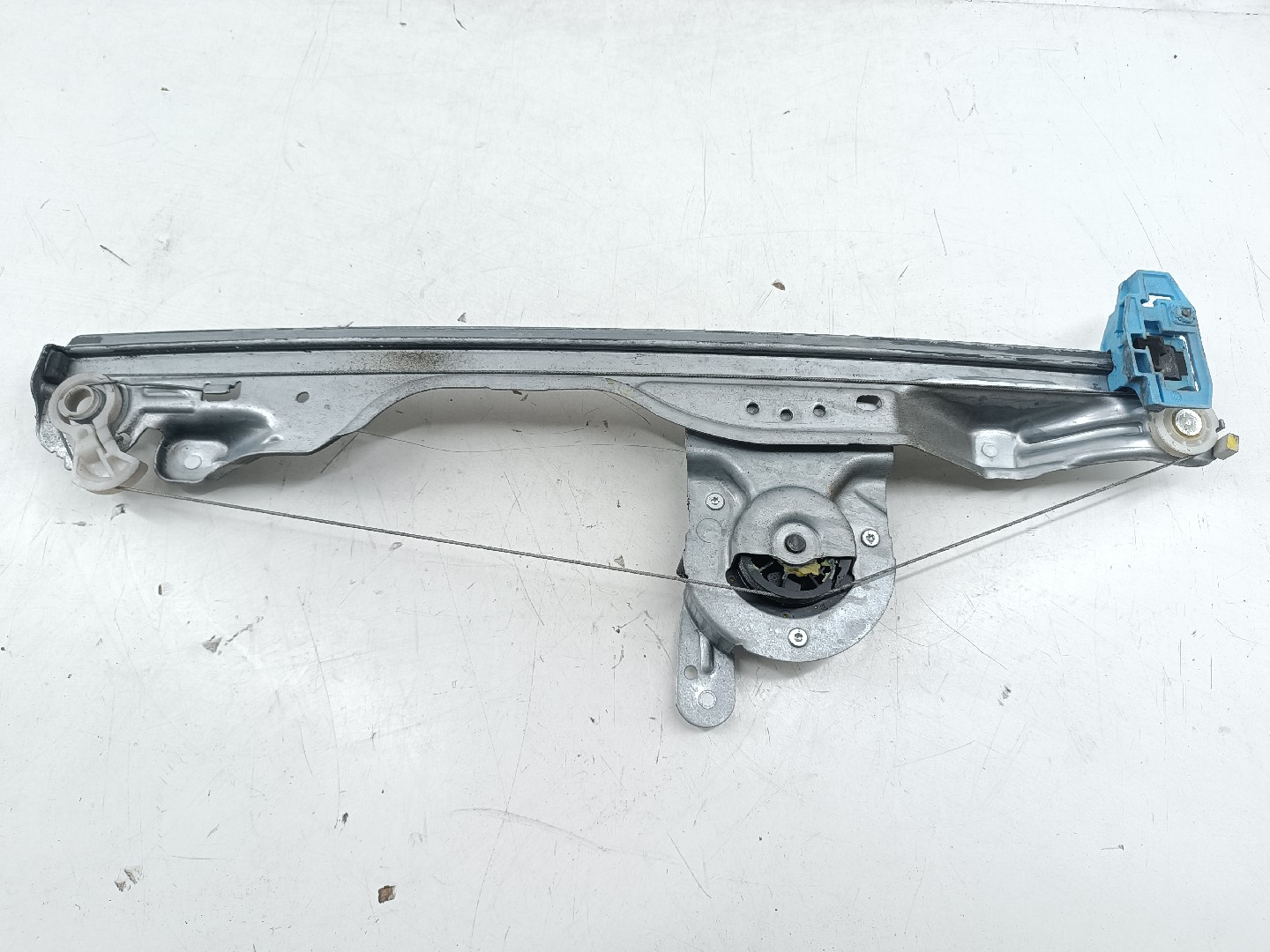 Motor e elevador de vidro frente direito RENAULT MODUS / GRAND MODUS (F/JP0_) | 04 - 
