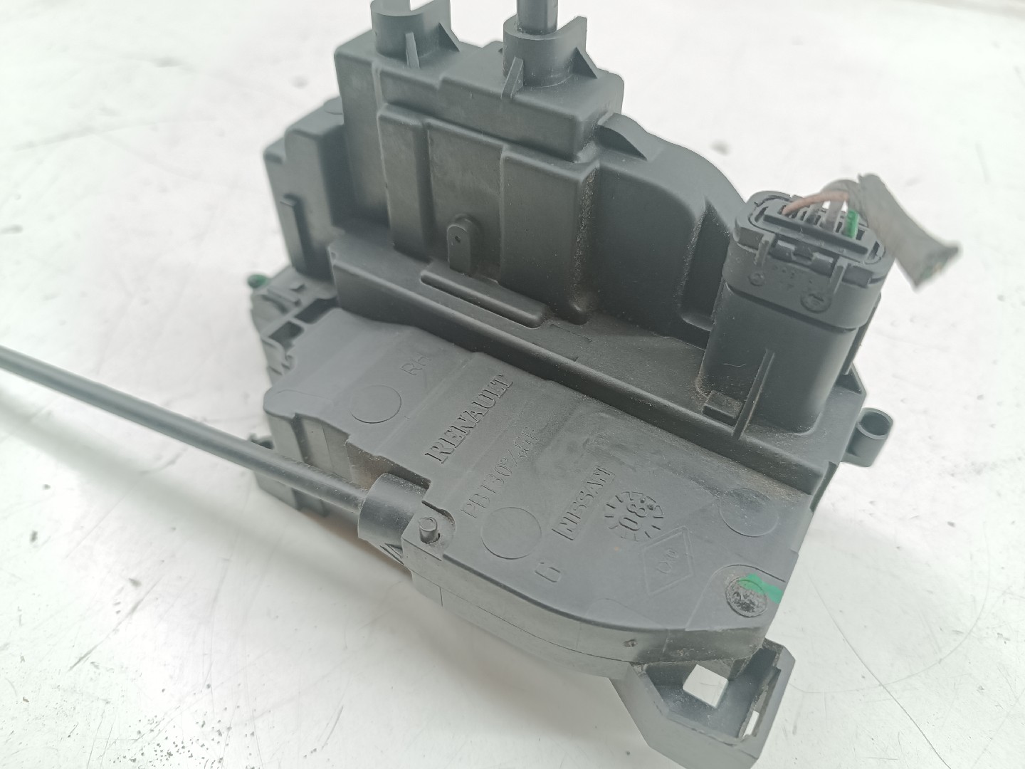 Fecho da Porta Frente Direito RENAULT MODUS / GRAND MODUS (F/JP0_) | 04 -  Imagem-7