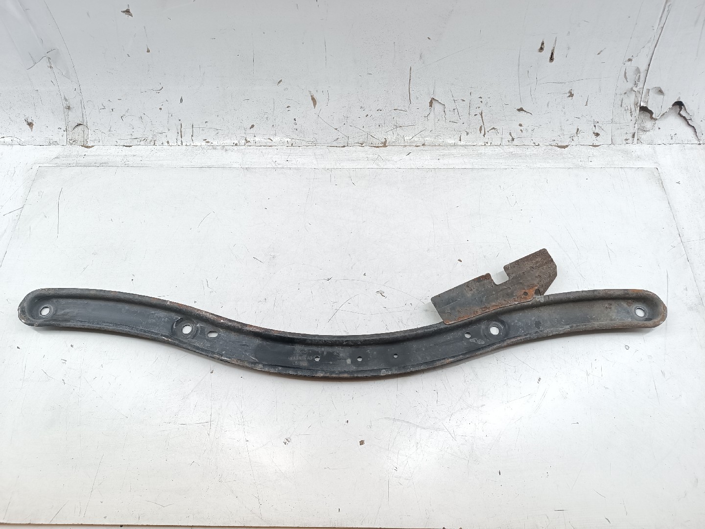 Travessa inferior em ferro FORD FOCUS II (DA_, HCP, DP) | 04 - 13
