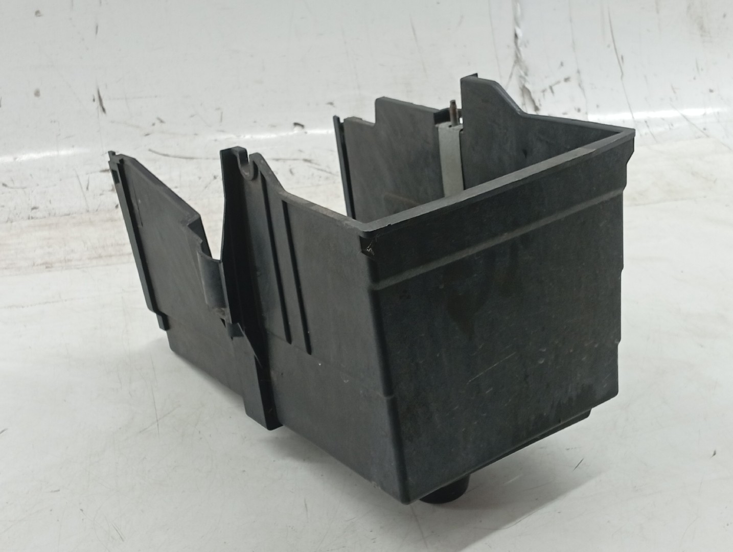 Caixa de bateria FORD FOCUS II (DA_, HCP, DP) | 04 - 13 Imagem-3