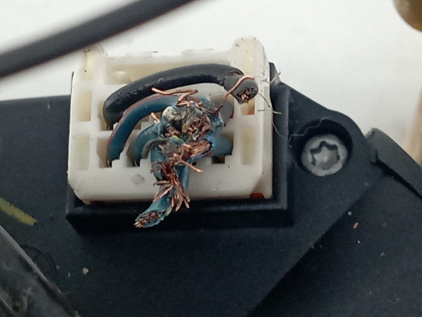 Comutador luzes,piscas,limp vidros e fita airbag MAZDA 2 (DY) | 03 - 07 Imagem-11