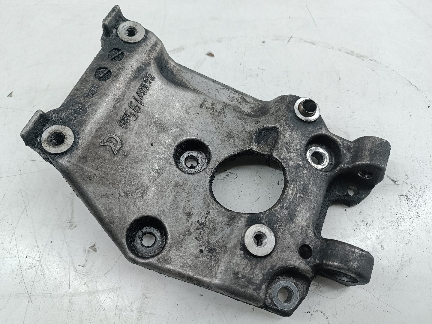 Suporte De Alternador FORD FOCUS II (DA_, HCP, DP) | 04 - 13 Imagem-4