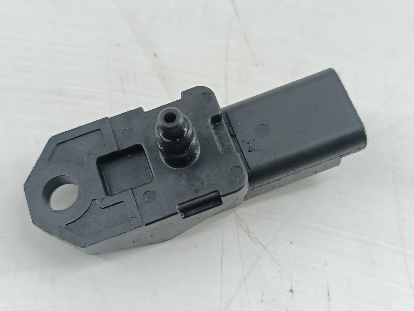 Sensor de pressão de ar FORD FOCUS II (DA_, HCP, DP) | 04 - 13