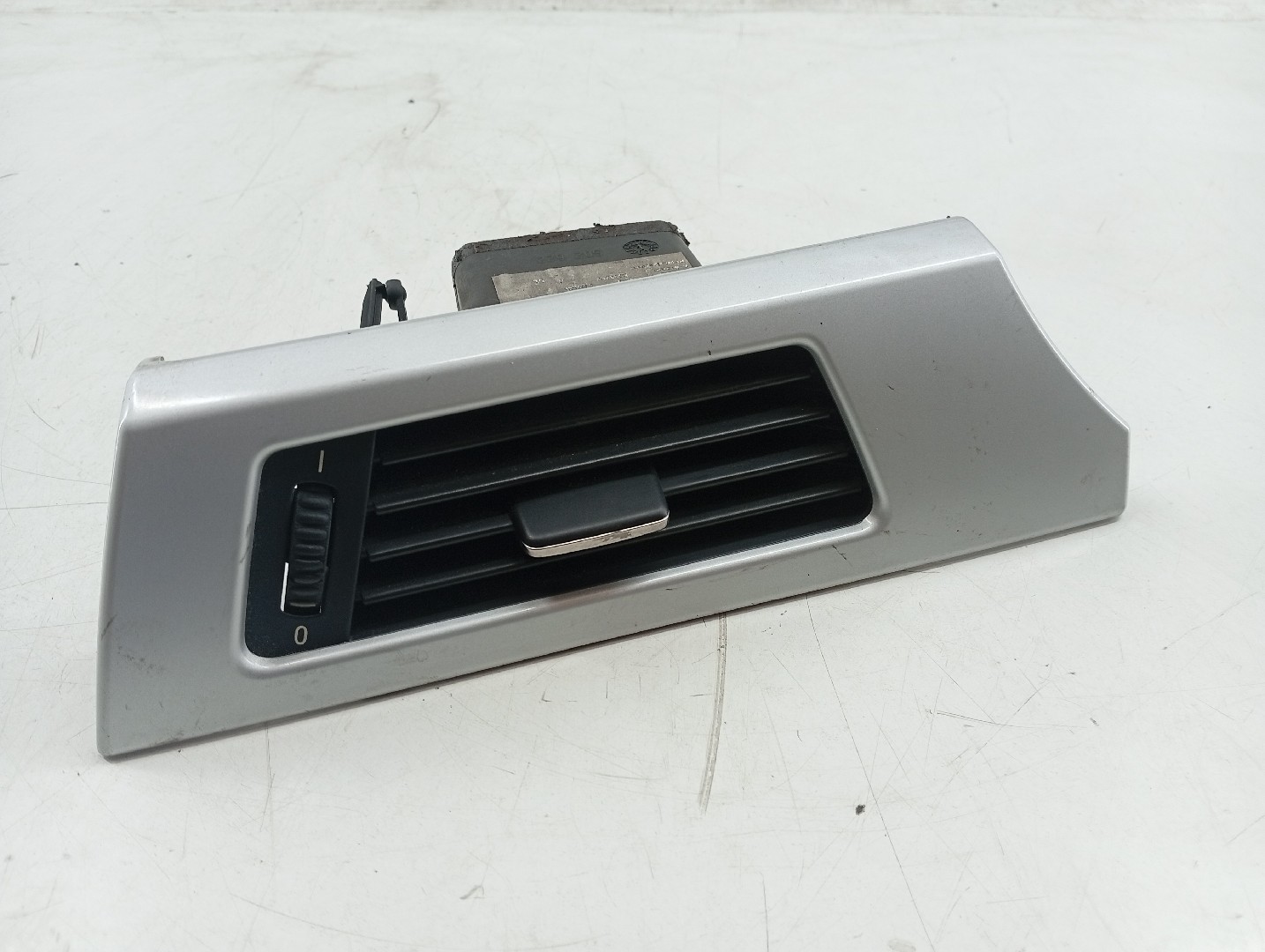 Difusor de ar esquerdo BMW 3 Coupé (E92) | 05 - 13 Imagem-4