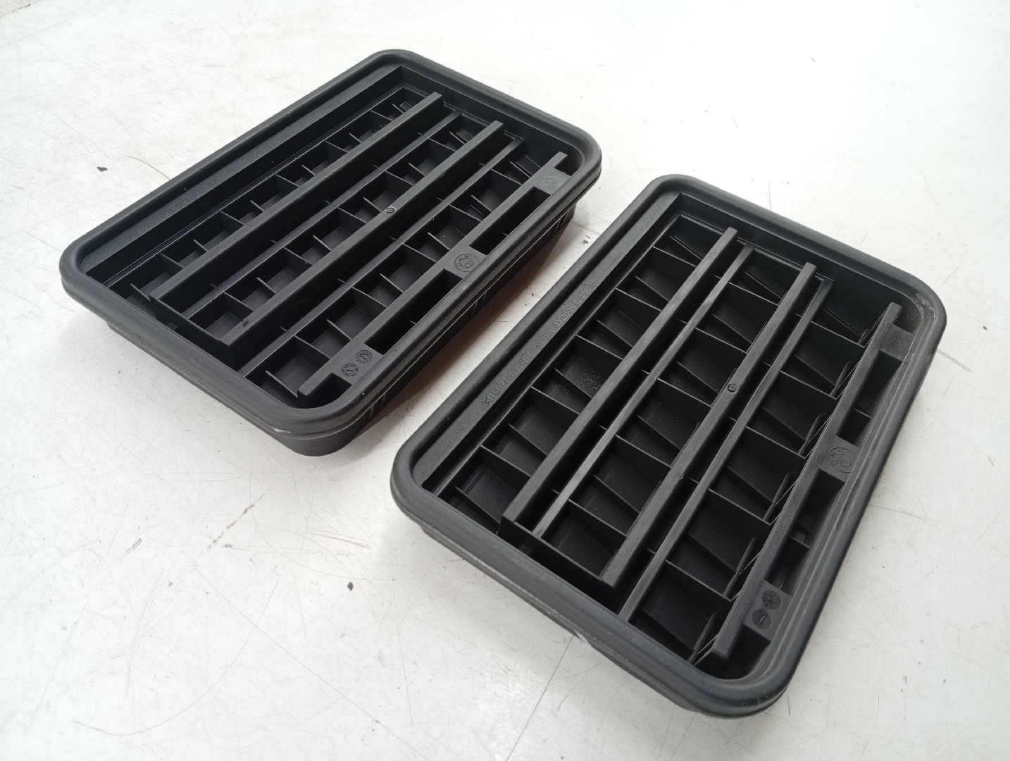 Painel de Ventilação da Carroceria BMW 3 Coupé (E92) | 05 - 13 Imagem-1