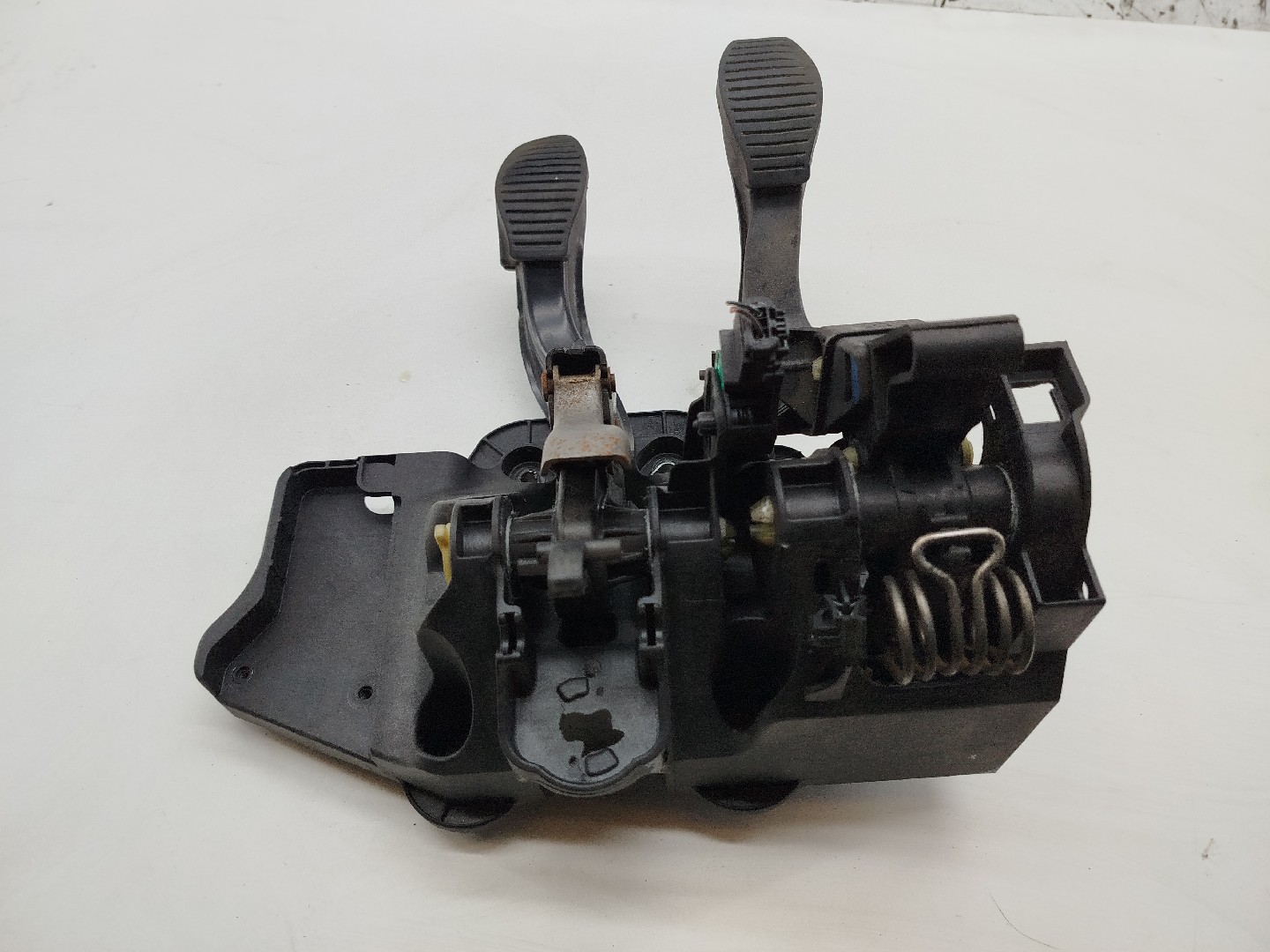 Pedal de embraiagem e travão FIAT PUNTO EVO (199_) | 08 -  Imagem-1