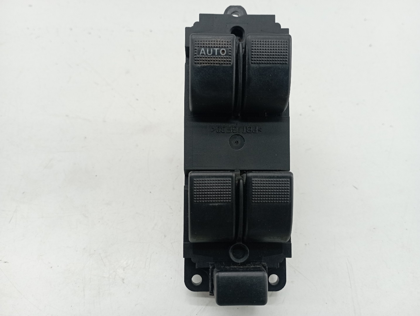 Comutador de vidro frente esquerdo MAZDA 2 (DY) | 03 - 07