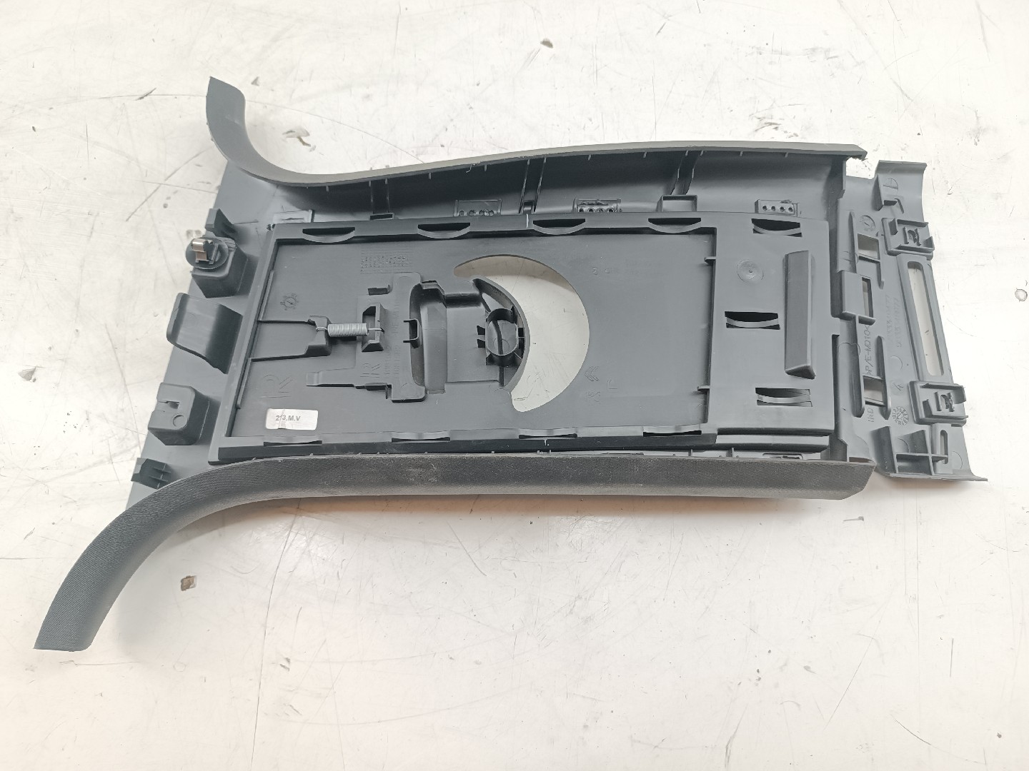 Moldura de pilar B direita PEUGEOT 3008 SUV (M_) | 16 -  Imagem-2