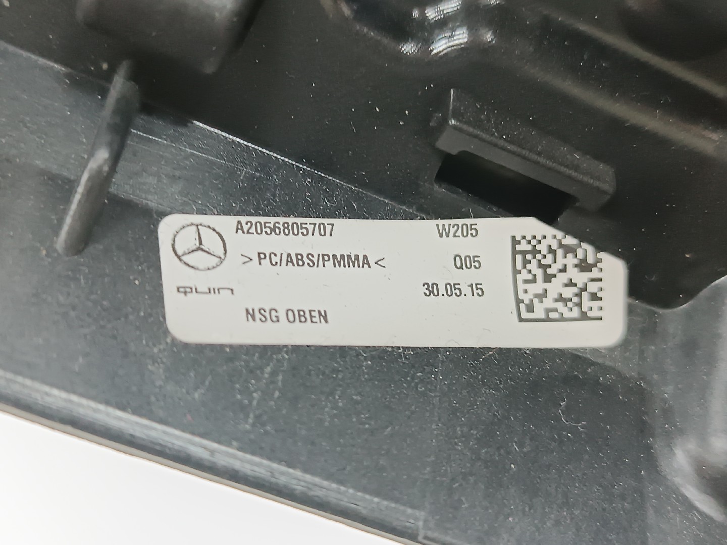 Moldura de consola central MERCEDES-BENZ C-CLASS (W205) | 13 -  Imagem-1