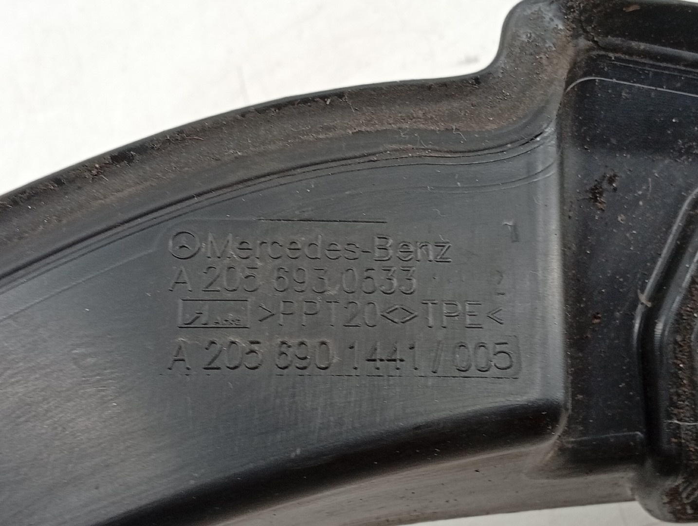 Acabamento de mala MERCEDES-BENZ C-CLASS (W205) | 13 -  Imagem-1