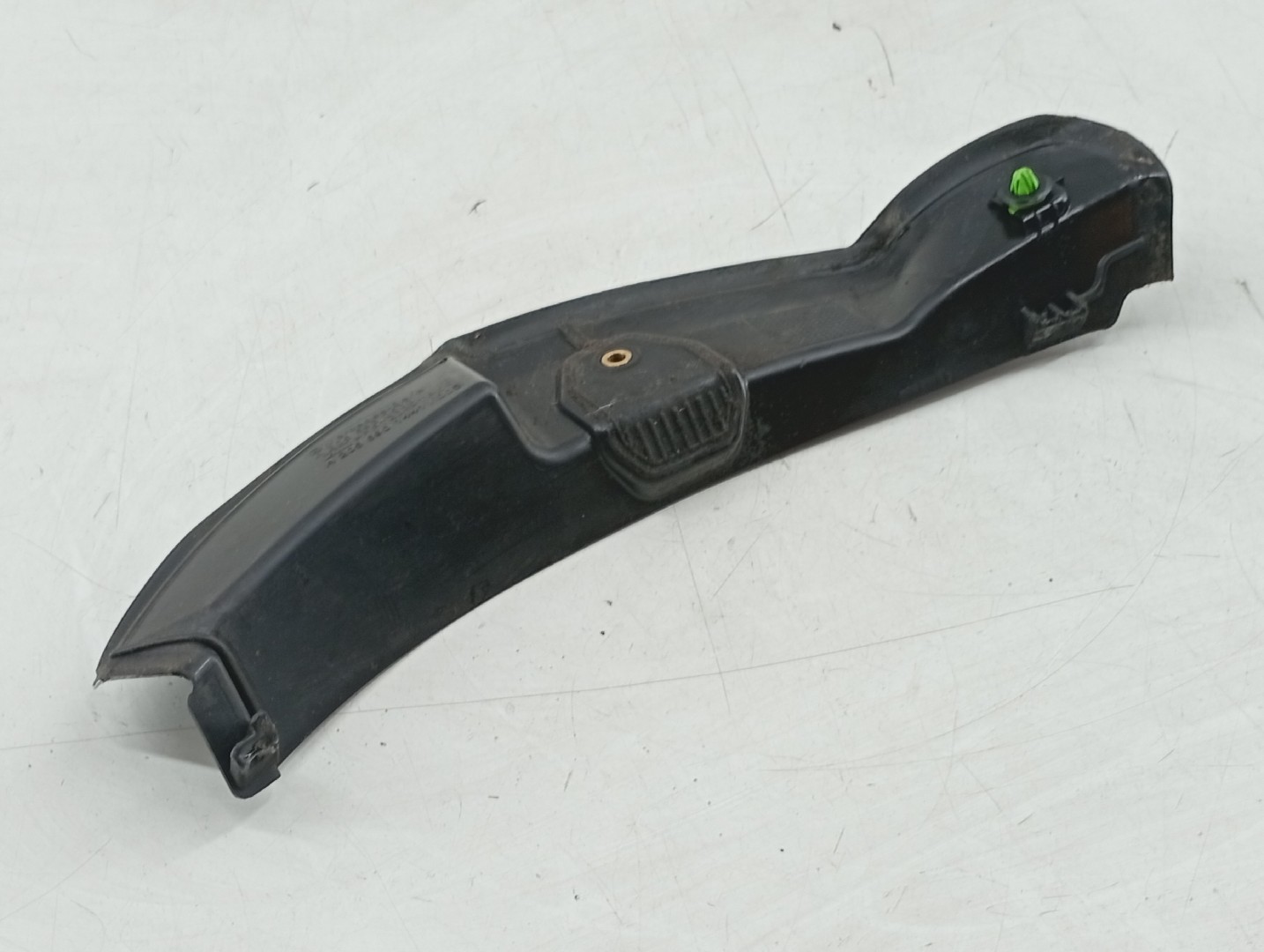 Acabamento de mala MERCEDES-BENZ C-CLASS (W205) | 13 -  Imagem-2