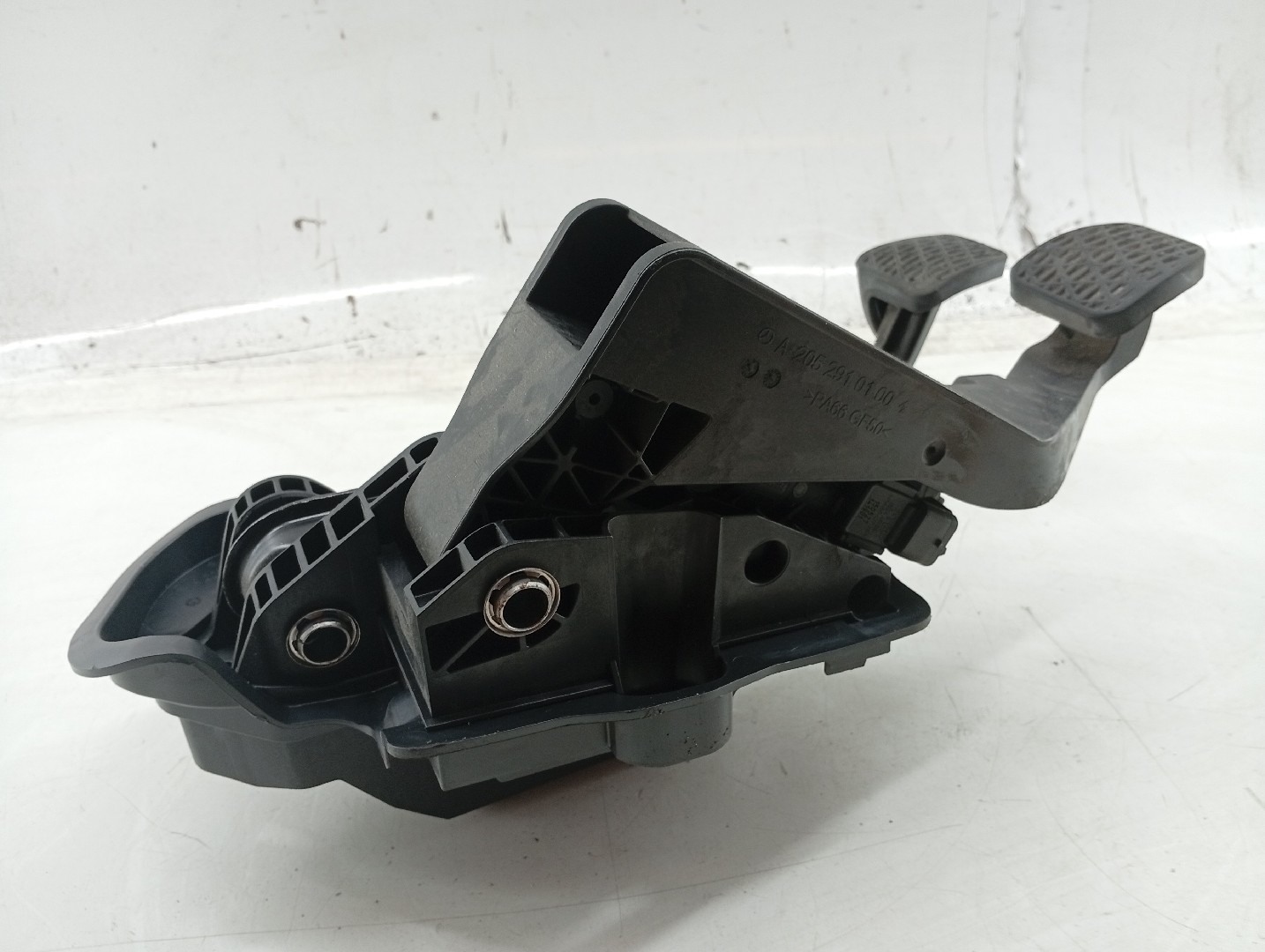 CONJUNTO DE PEDAIS MERCEDES-BENZ C-CLASS (W205) | 13 -  Imagem-3