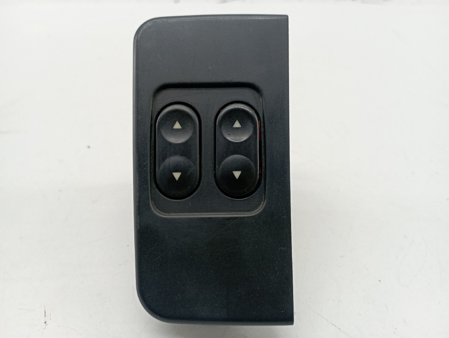 Comutador de vidro frente esquerdo FIAT PUNTO (176_) | 93 - 99