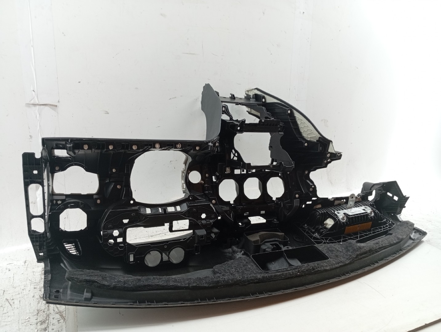 Tablier com airbag de passageiro MERCEDES-BENZ C-CLASS (W205) | 13 -  Imagem-1