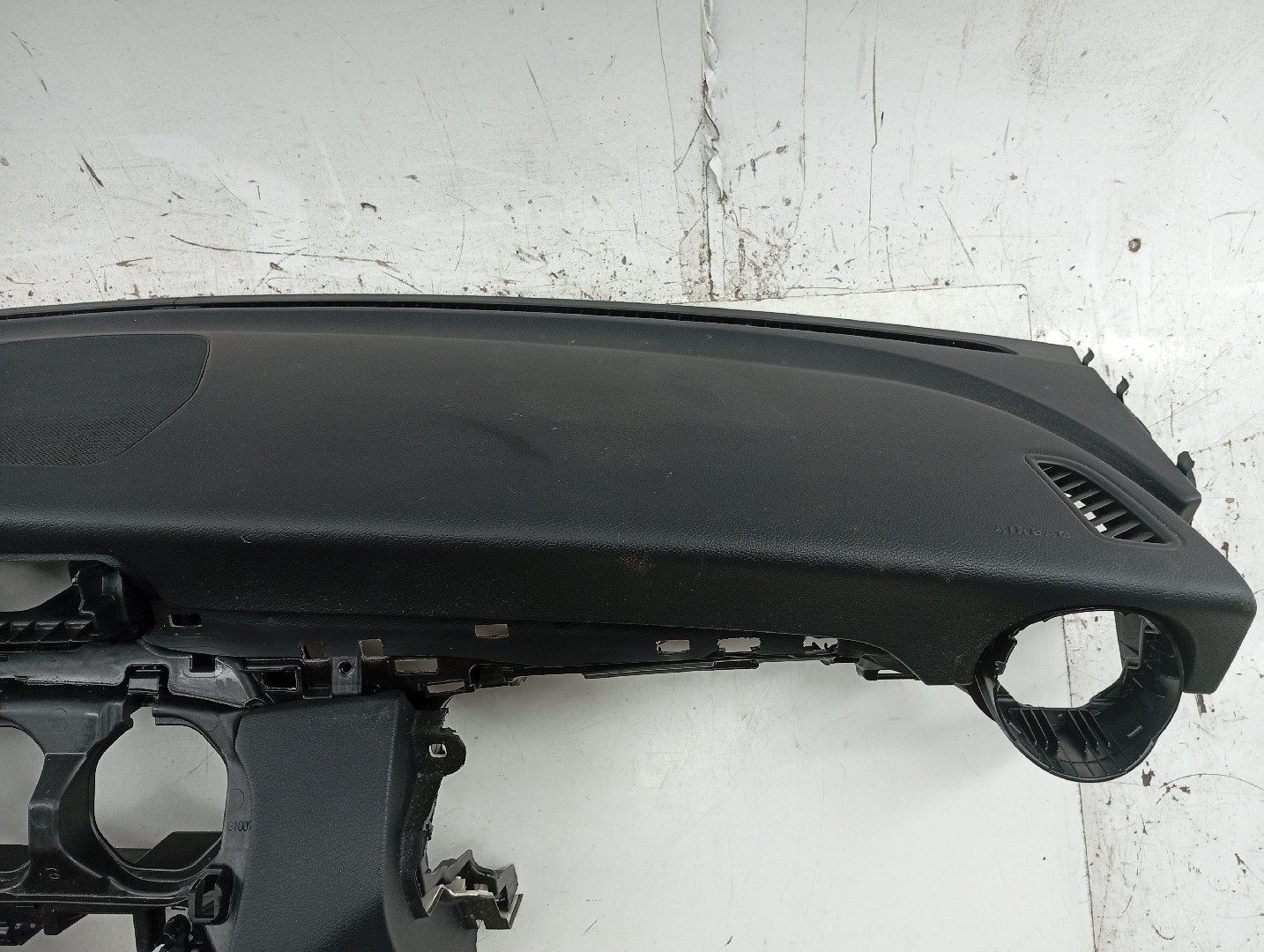 Tablier com airbag de passageiro MERCEDES-BENZ C-CLASS (W205) | 13 -  Imagem-6