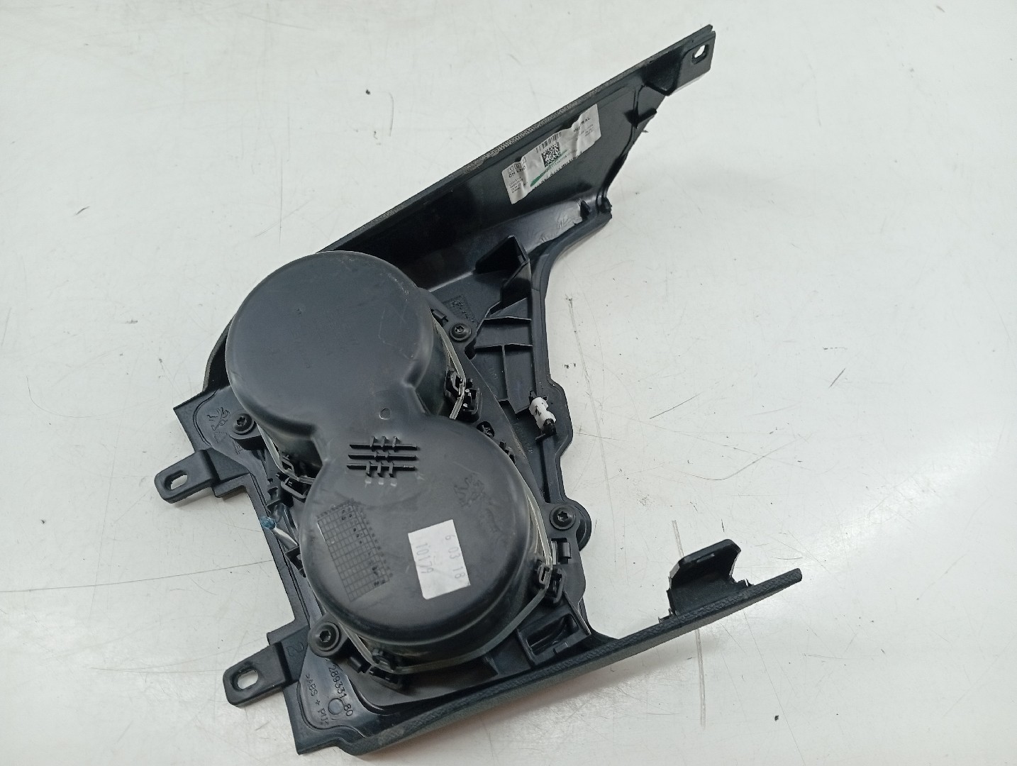 Porta copos PEUGEOT 3008 SUV (M_) | 16 -  Imagem-5