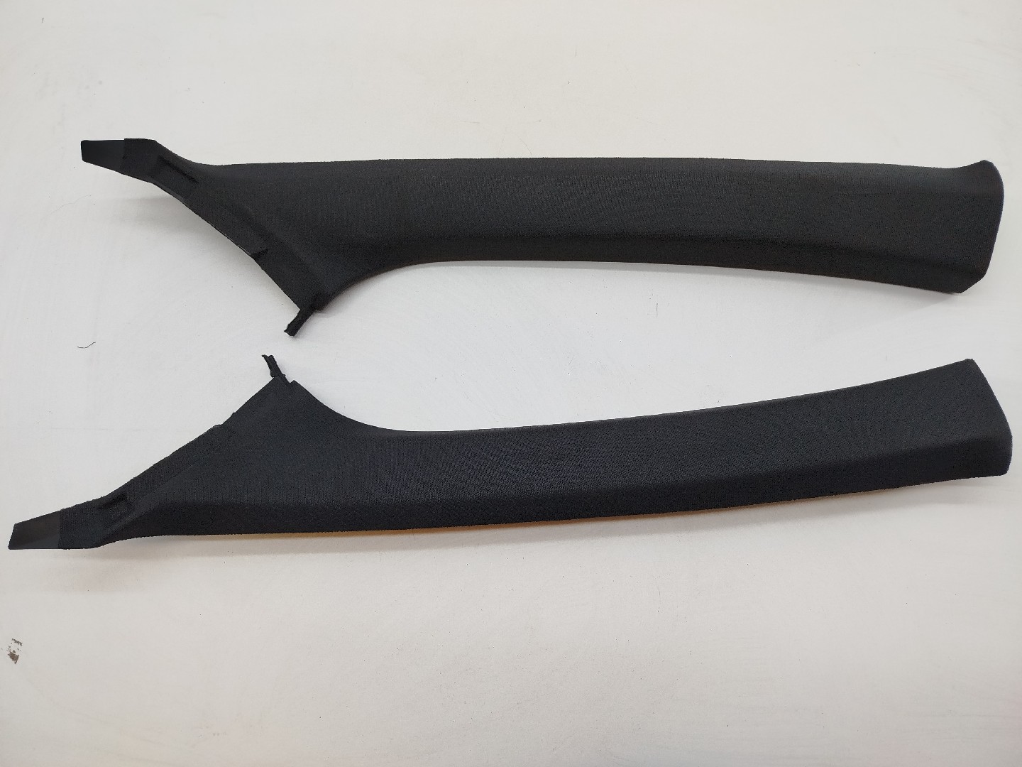 Moldura de pilar A PEUGEOT 5008 II | 16 - 