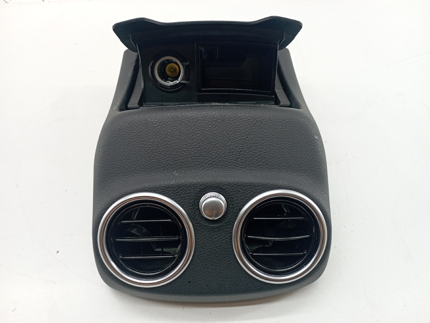 Consola central com difusor de ar MERCEDES-BENZ C-CLASS (W205) | 13 -  Imagem-8