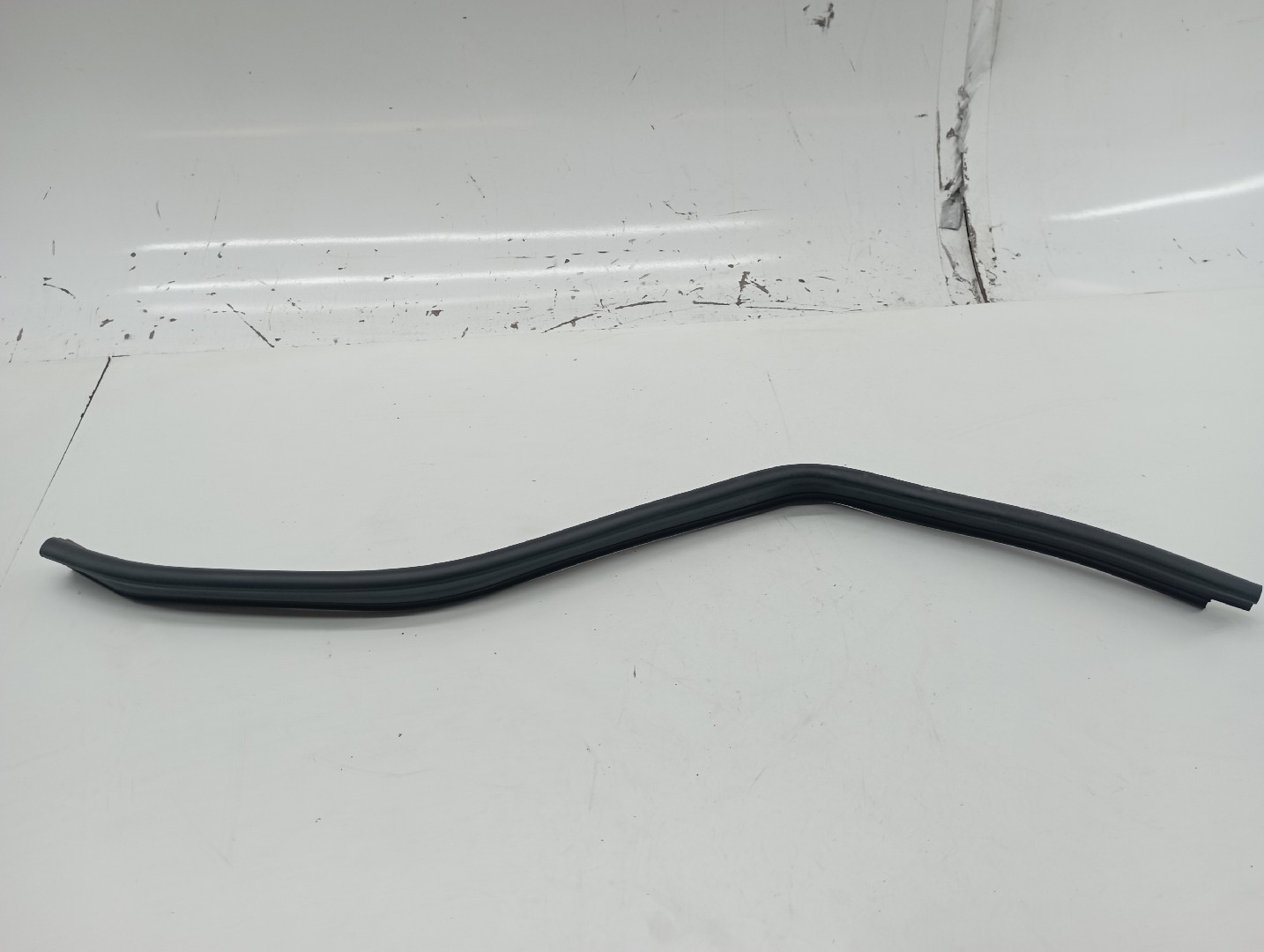 Borracha de Capô MERCEDES-BENZ C-CLASS (W205) | 13 - 