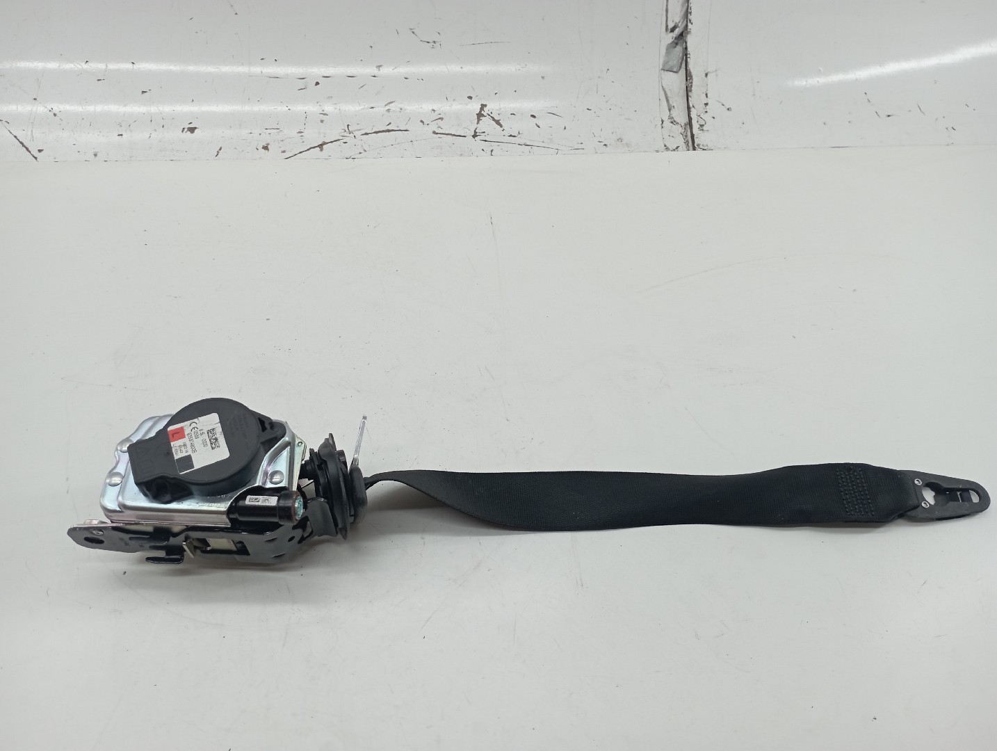 Cinto frente Esquerdo MERCEDES-BENZ C-CLASS (W205) | 13 -  Imagem-5