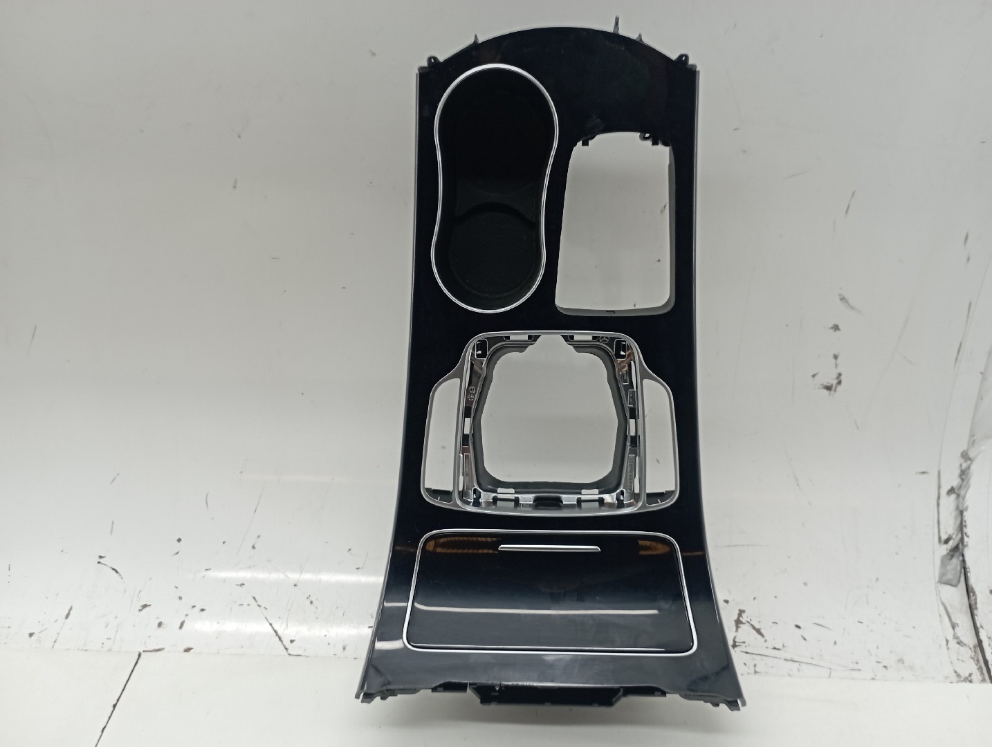 Moldura Consola Central MERCEDES-BENZ C-CLASS (W205) | 13 -  Imagem-1