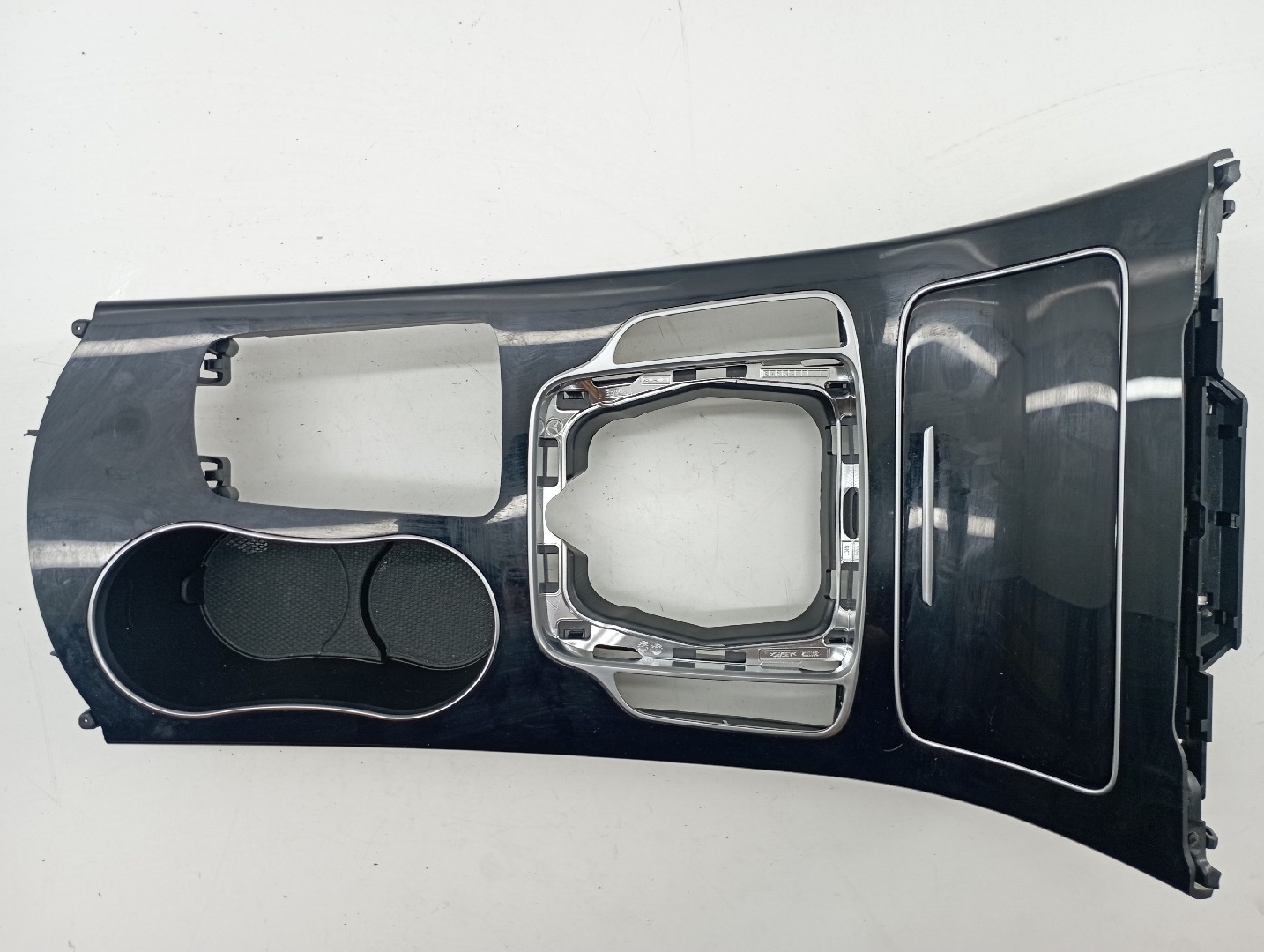 Moldura Consola Central MERCEDES-BENZ C-CLASS (W205) | 13 -  Imagem-10