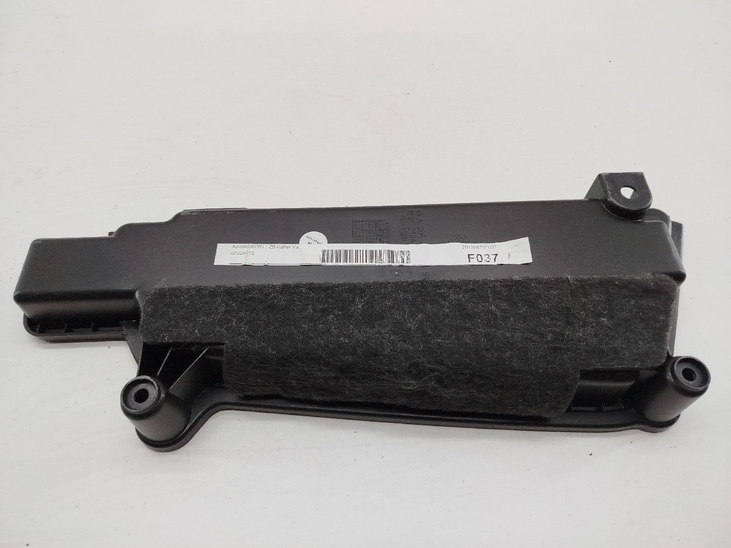 Acabamento de mala MERCEDES-BENZ C-CLASS (W205) | 13 -  Imagem-3