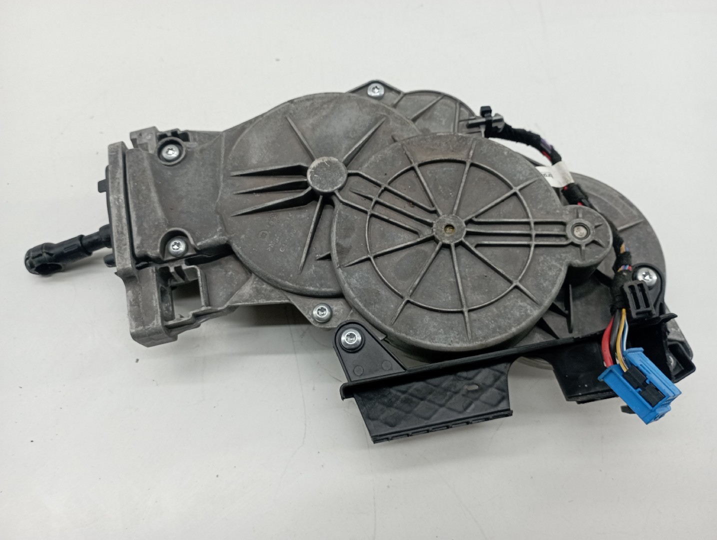 Motor do fecho da Mala MERCEDES-BENZ C-CLASS (W205) | 13 -  Imagem-6