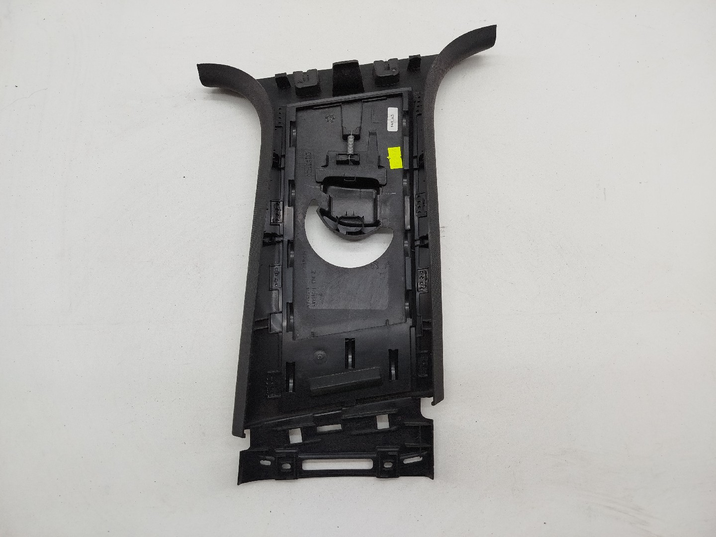 Moldura de pilar C esquerda PEUGEOT 5008 II | 16 -  Imagem-1