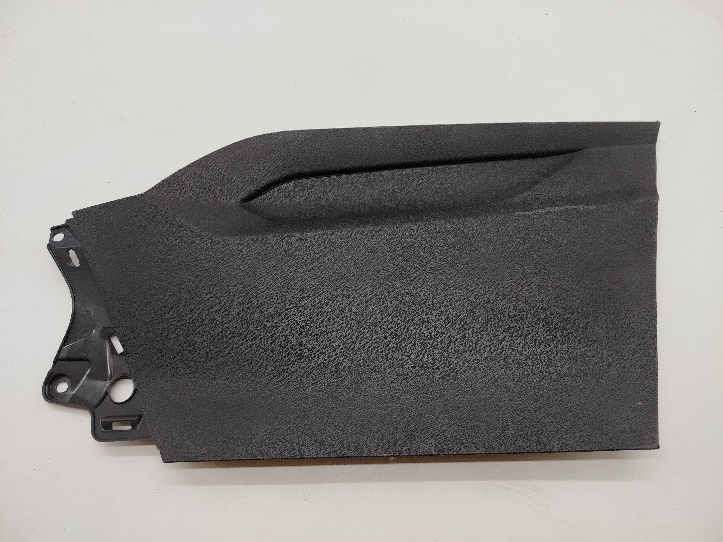 Acabamento de consola central PEUGEOT 5008 II | 16 - 