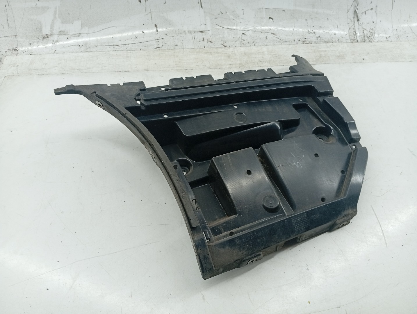 Guia de para-choques BMW 3 Coupé (E92) | 05 - 13 Imagem-2