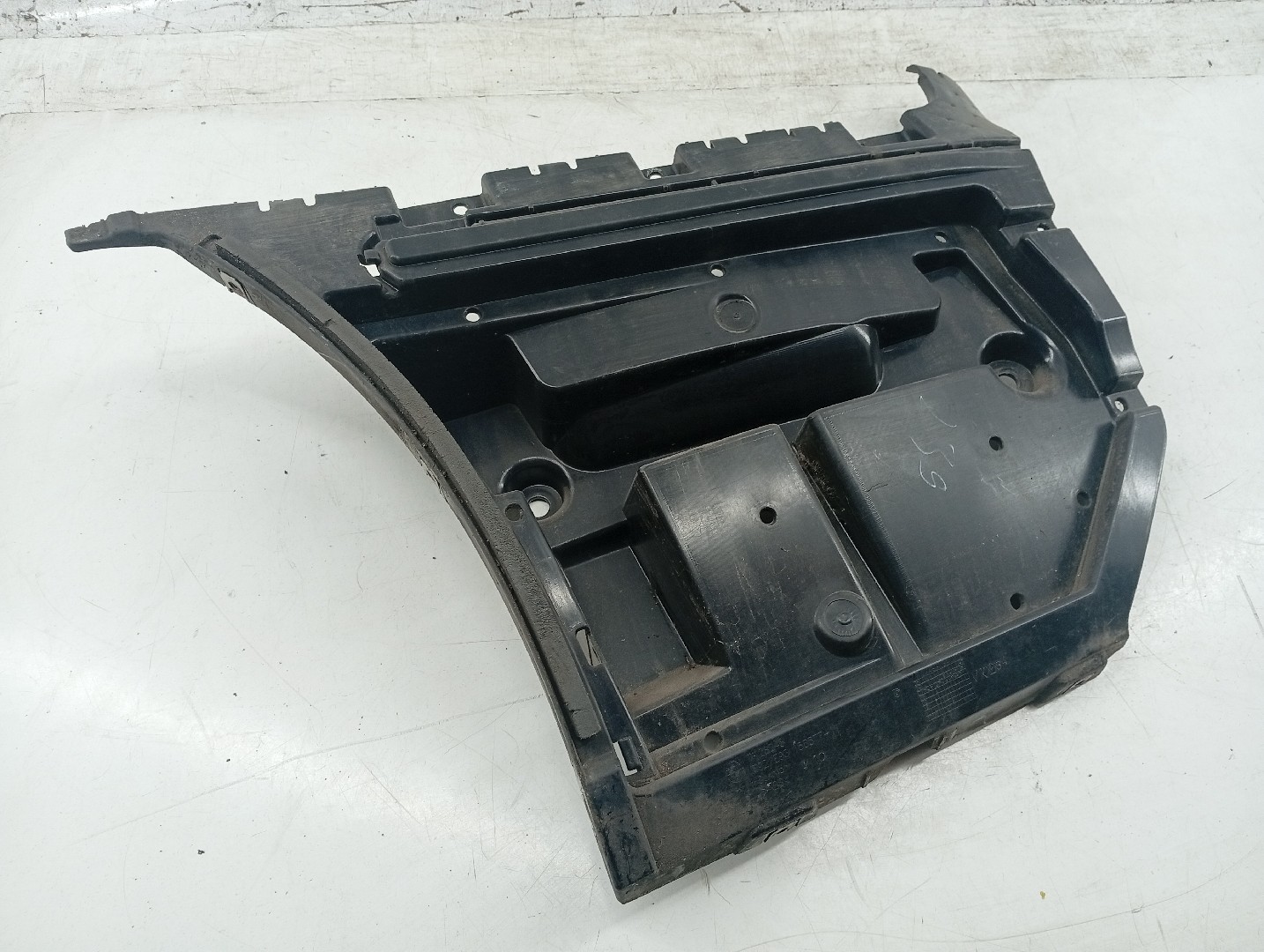 Guia de para-choques BMW 3 Coupé (E92) | 05 - 13 Imagem-5