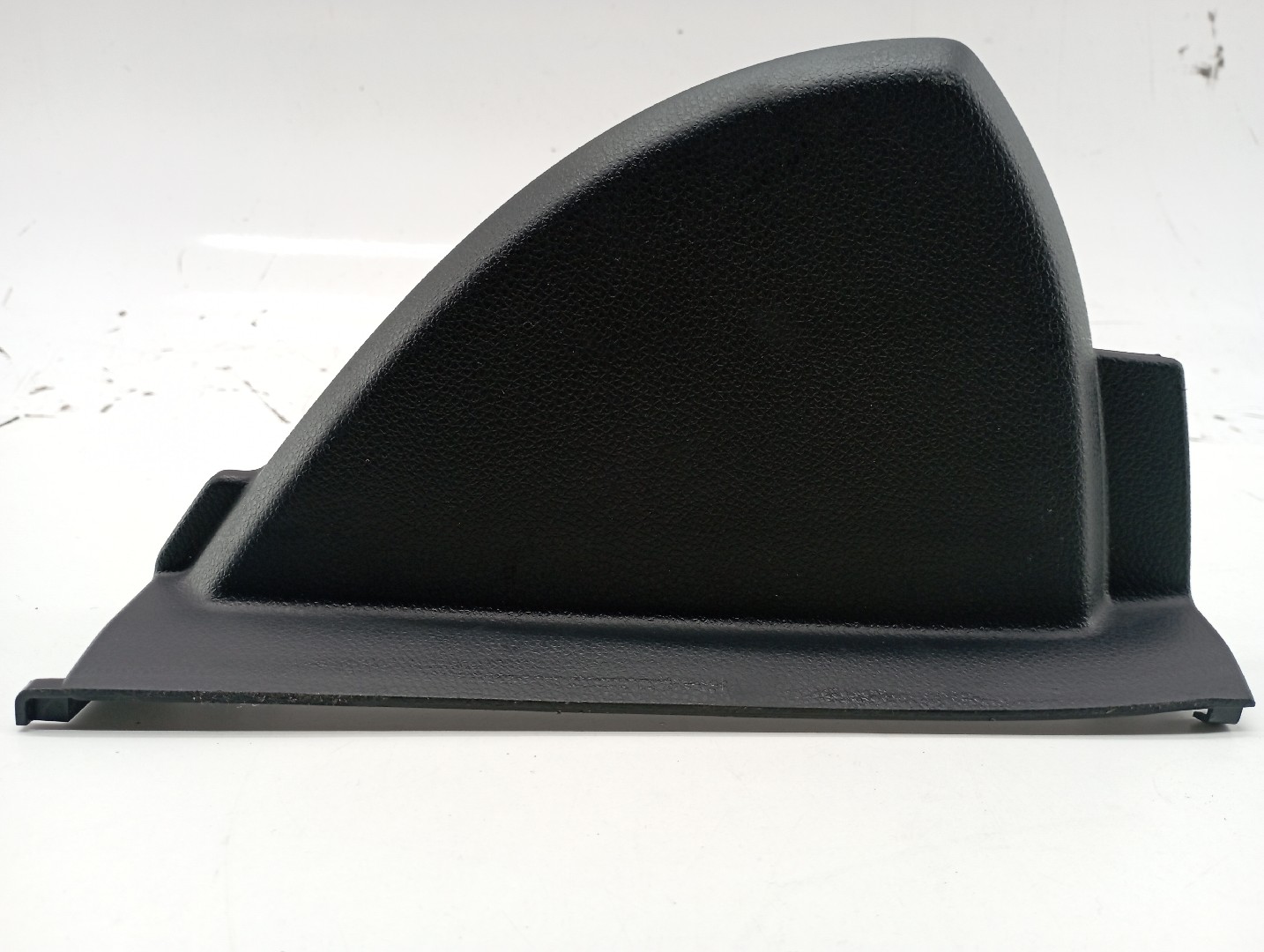 Tampa lateral de tablier MERCEDES-BENZ C-CLASS (W205) | 13 -  Imagem-5