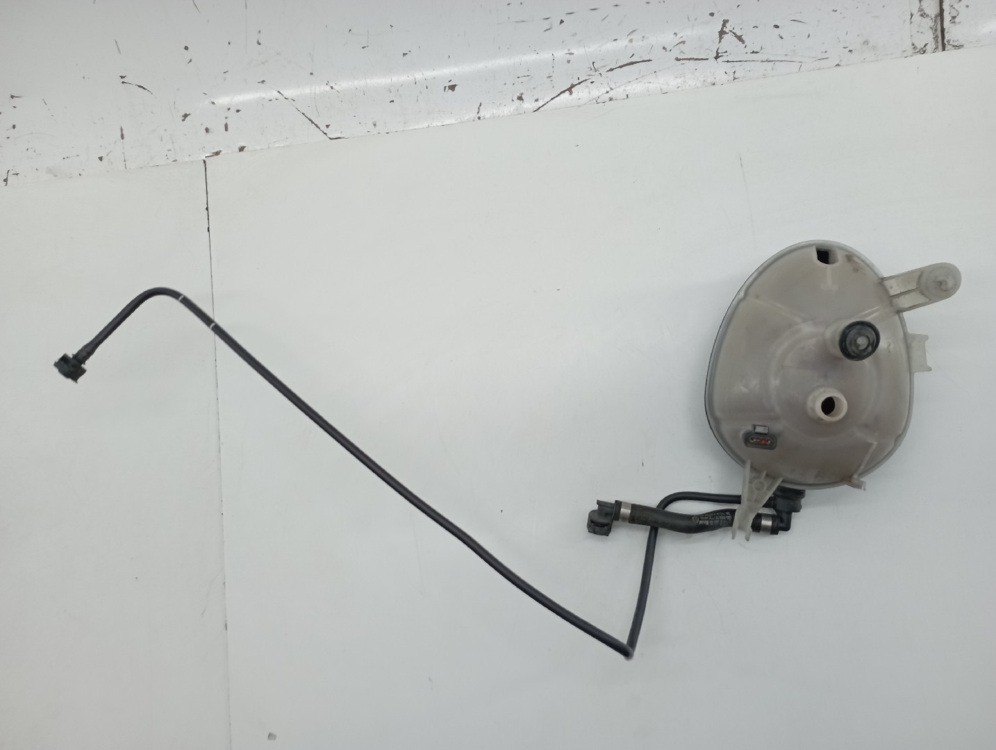 Depósito de expansão MERCEDES-BENZ C-CLASS (W205) | 13 - 