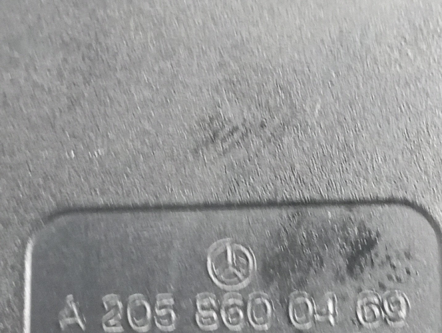 Encaixe do cinto MERCEDES-BENZ C-CLASS (W205) | 13 -  Imagem-2