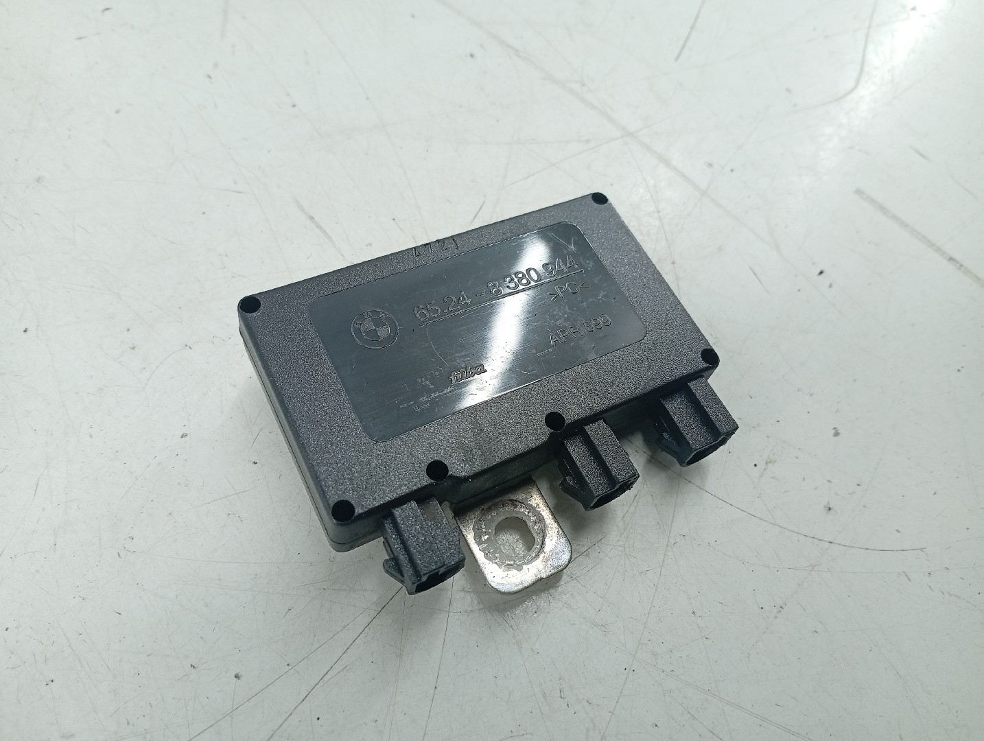 Amplificador de antena BMW 3 (E46) | 97 - 05 Imagem-1