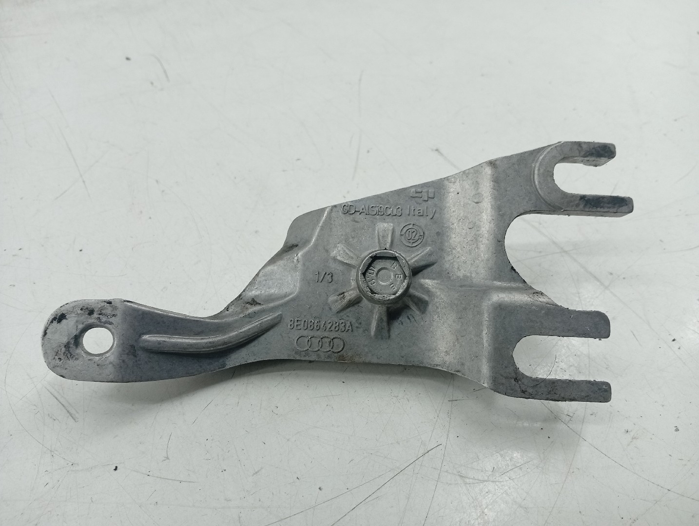 Suporte AUDI A4 Avant (8E5, B6) | 00 - 05