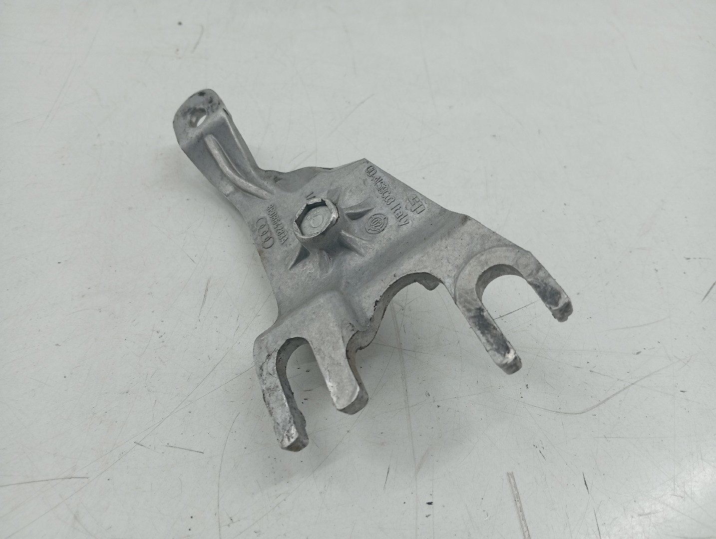 Suporte AUDI A4 Avant (8E5, B6) | 00 - 05 Imagem-2