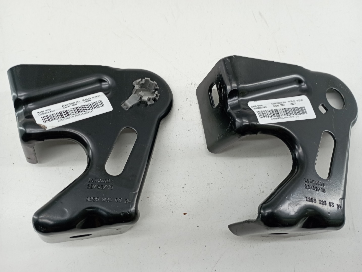 Acabamento de Bancos MERCEDES-BENZ C-CLASS (W205) | 13 - 