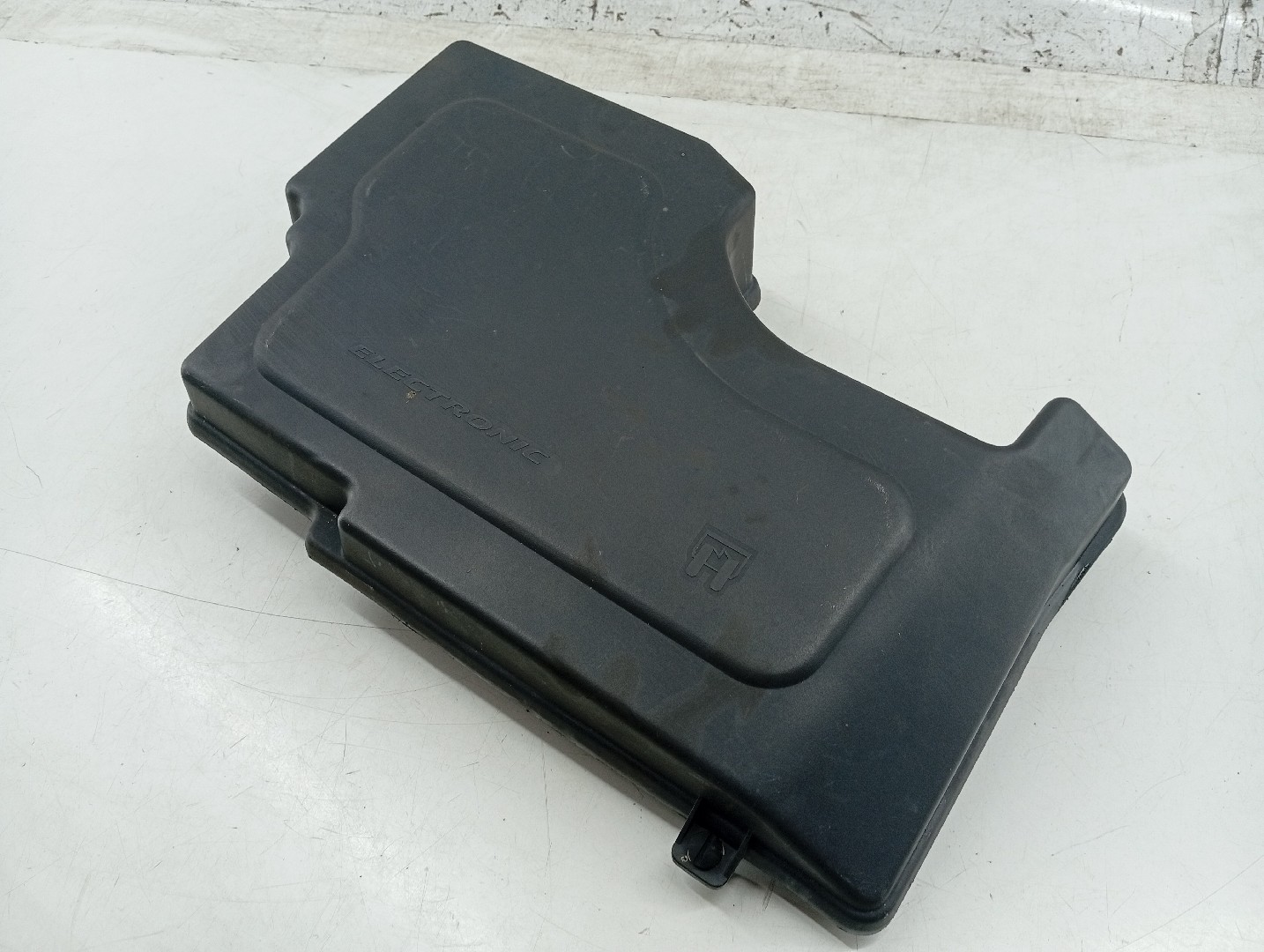 Tampa de bateria CITROEN C5 II (RC_) | 04 -  Imagem-4
