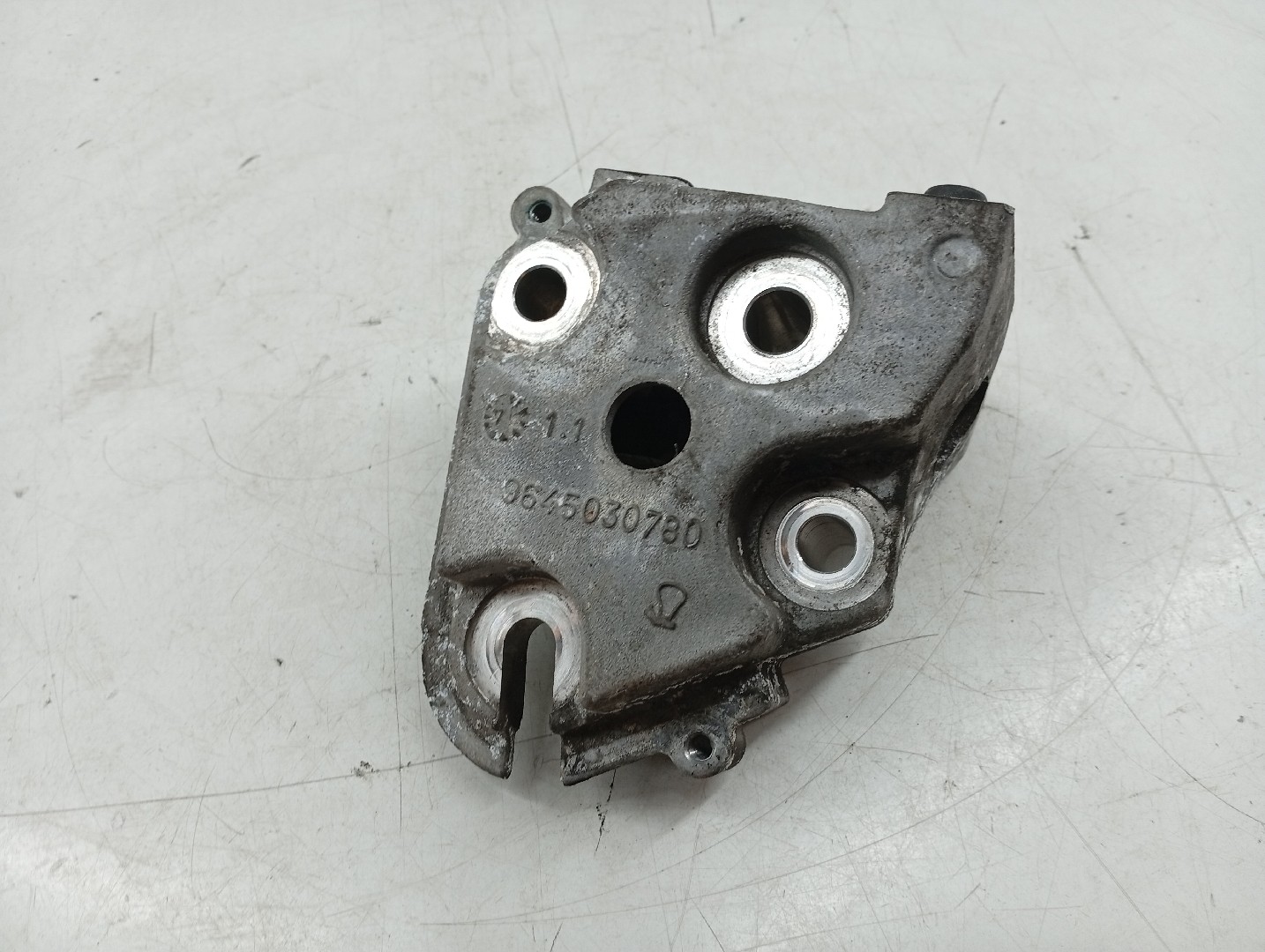 Soporte del motor CITROEN C5 II (RC_) | 04 - 