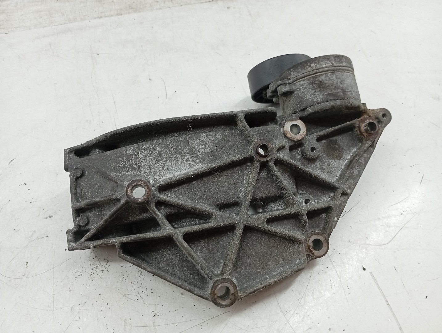 Suporte De Alternador CITROEN C5 II (RC_) | 04 -  Imagem-4