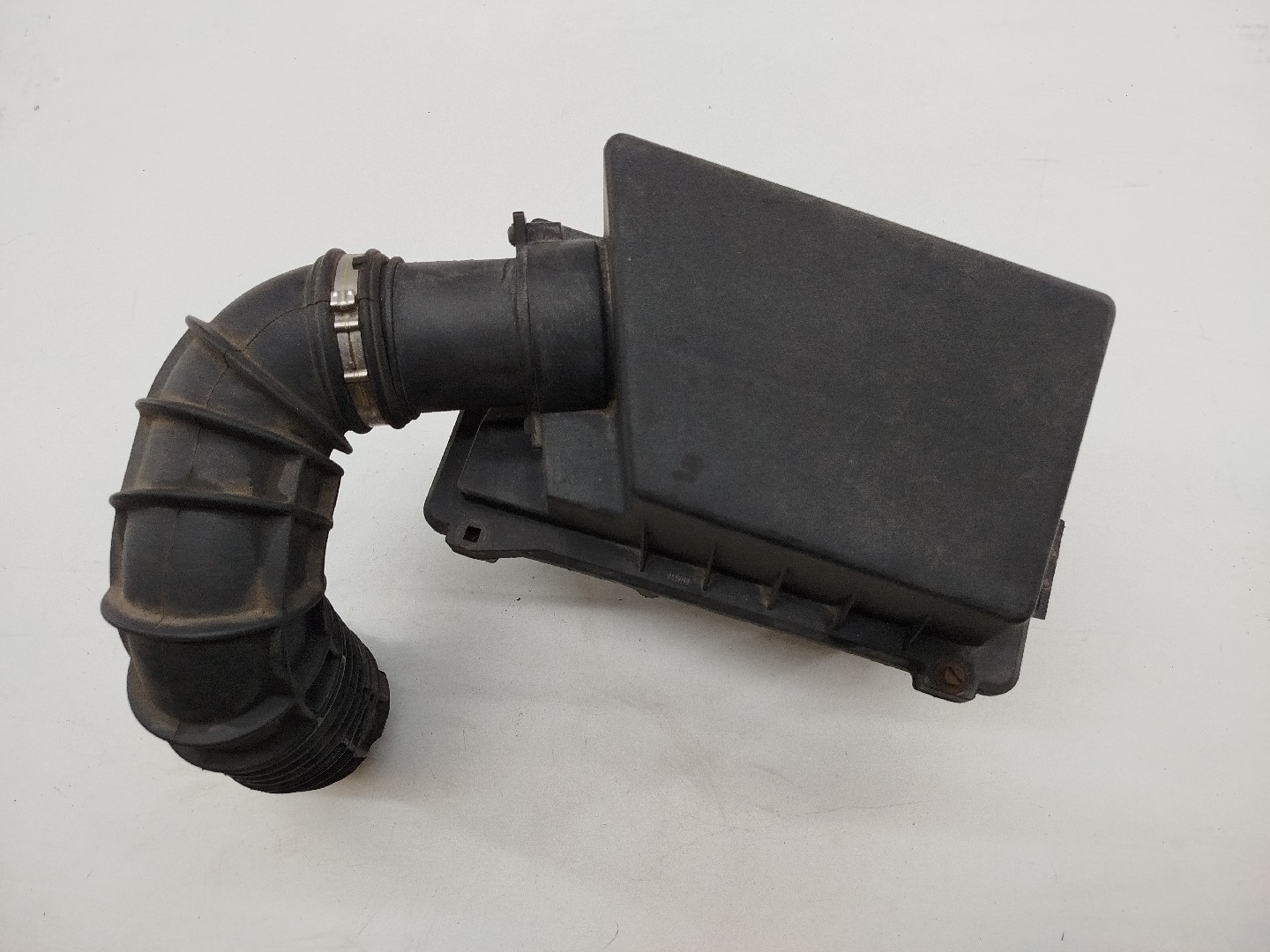 Caixa de filtro de ar FORD FOCUS (DAW, DBW) | 98 - 09
