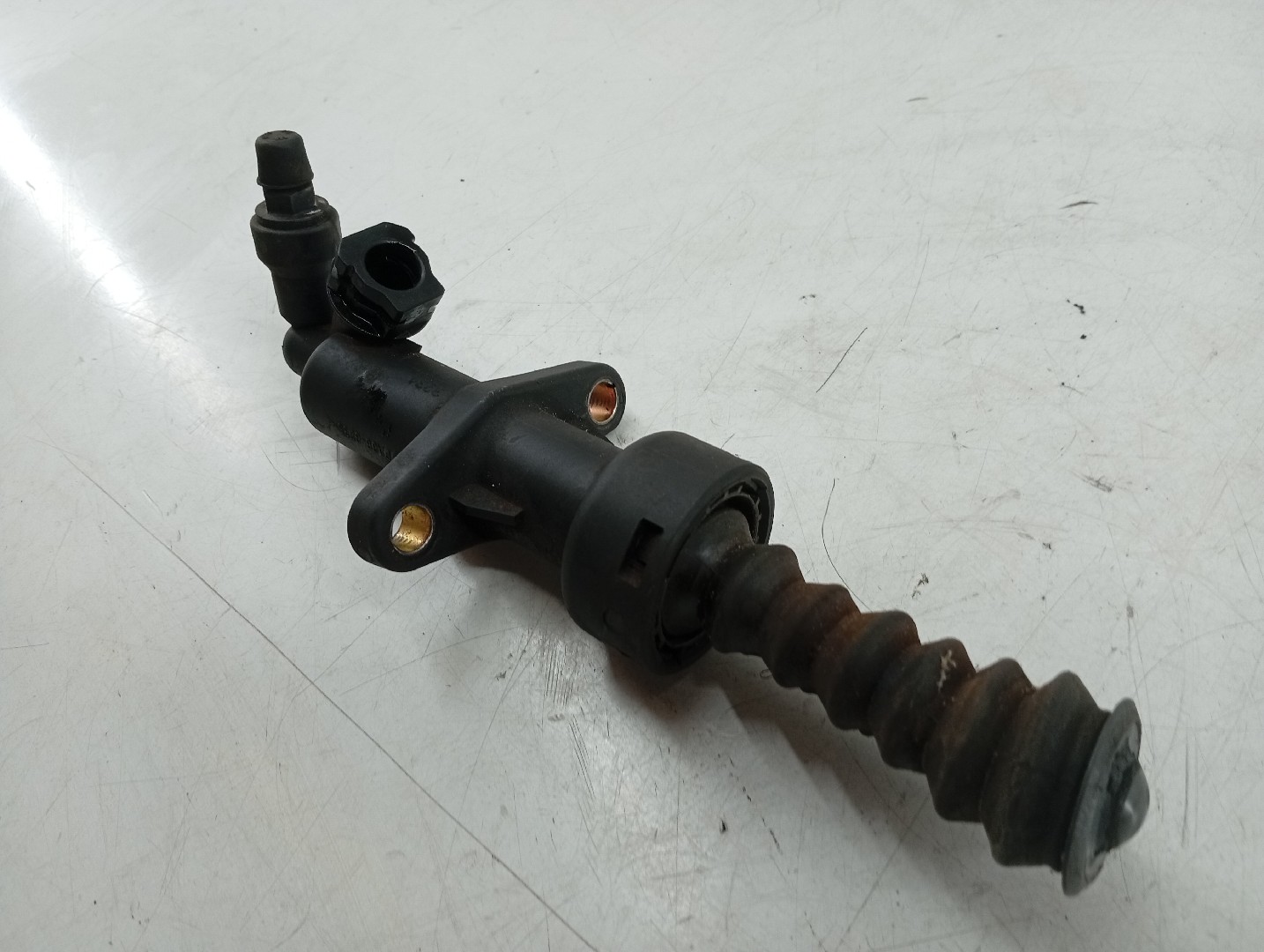 Cilindro Auxiliar CITROEN C5 II (RC_) | 04 -  Imagem-3