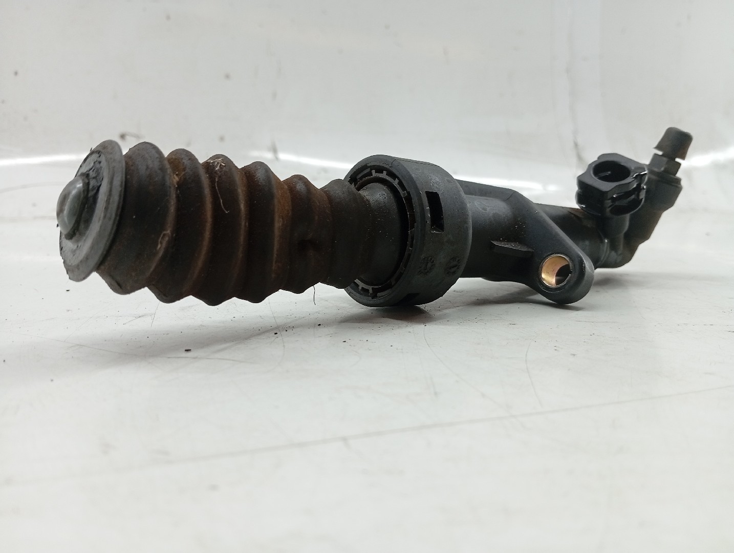 Cilindro Auxiliar CITROEN C5 II (RC_) | 04 -  Imagem-1