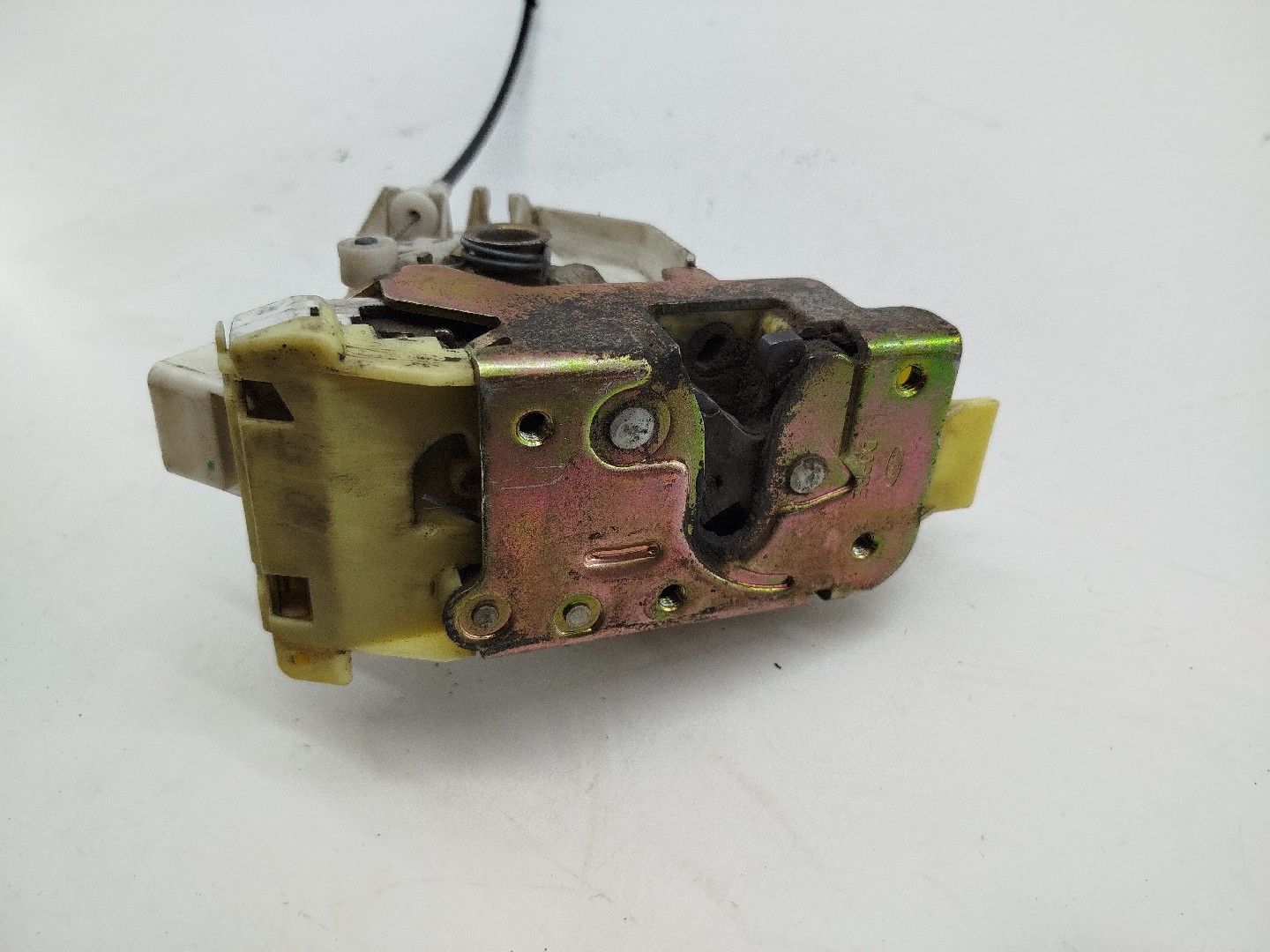Fecho da Porta Trás Direito FORD FOCUS (DAW, DBW) | 98 - 09 Imagem-3